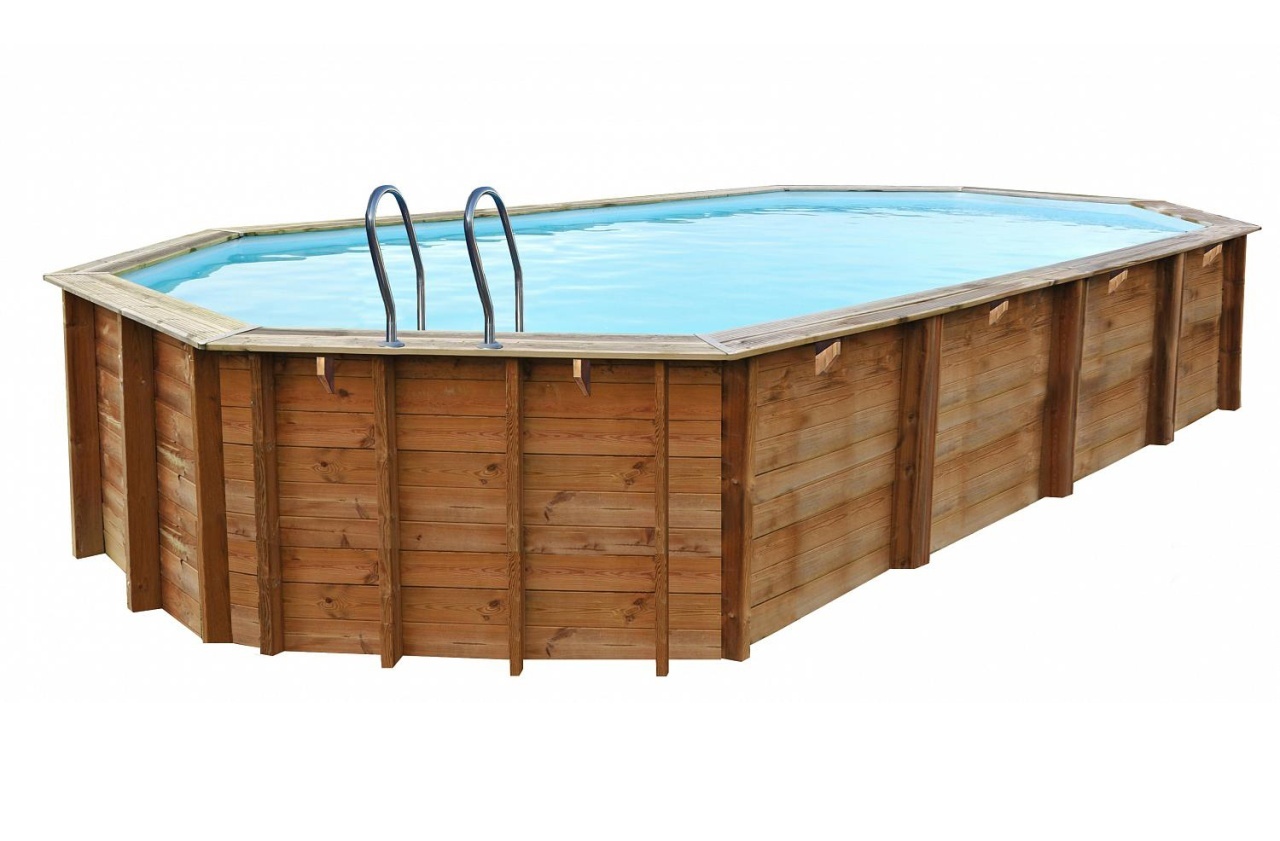 Сборный 8-ми угольный (овальный) каркасный деревянный бассейн для дачи Procopi (Франция) 6,4-1,46 (рис.1)